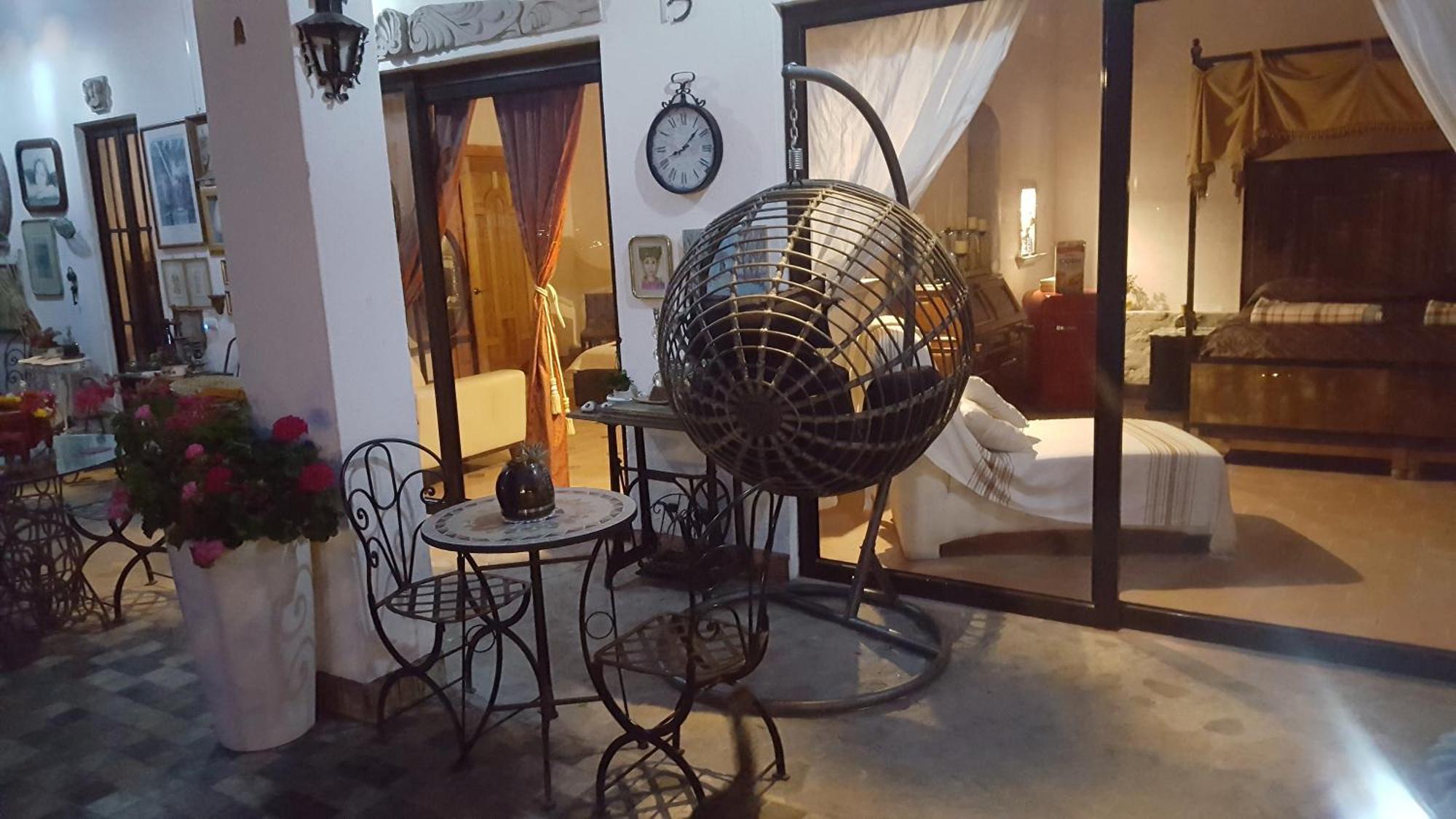 La Casona Azul Bed N Breakfast Santa Rosa de Jauregui Exterior photo